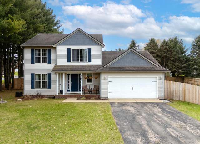 Property at 7327 Texas Heights Ave, Kalamazoo, MI 49009, 3 beds, 2.5 baths