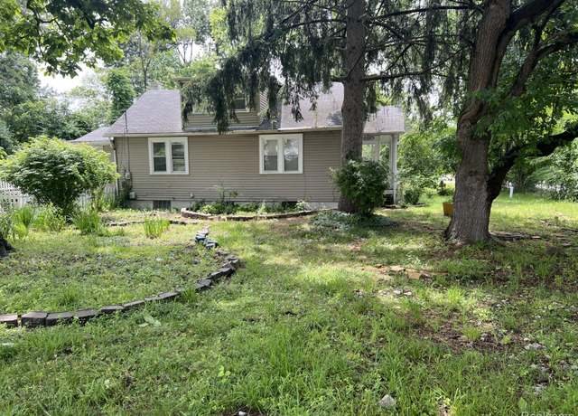 Property at 24067 Sargent Ave, Southfield, MI 48033, 3 beds, 1 bath