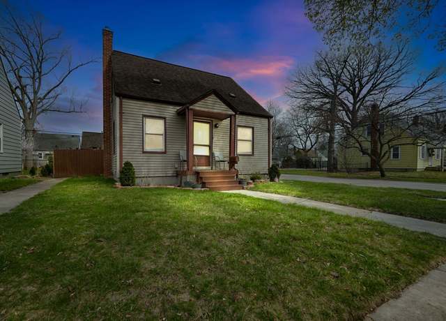 Property at 3260 Kenwood St, Ferndale, MI 48220, 3 beds, 1.5 baths