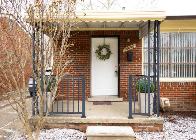 Property at 21890 Whitmore St, Oak Park, MI 48237, 3 beds, 1.5 baths
