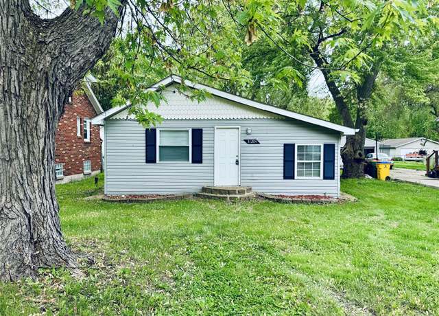 Property at 38204 Main St, New Baltimore, MI 48047, 3 beds, 1 bath