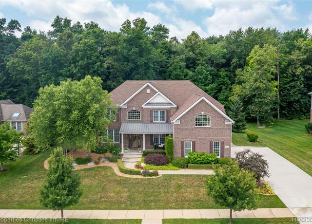Property at 17685 Briar Ridge Ln, Northville, MI 48168, 4 beds, 3.5 baths