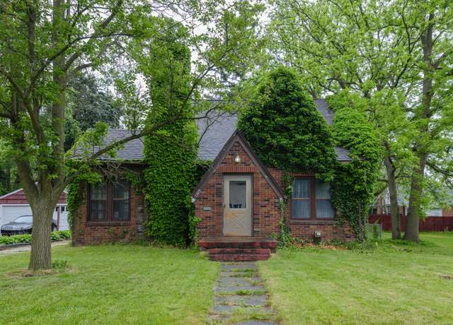 Property at 1309 Sunnyside Dr, Kalamazoo, MI 49048, 4 beds, 1 bath