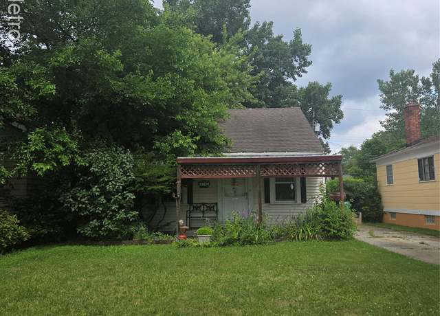 Property at 23824 Tuscany Ave, Eastpointe, MI 48021, 3 beds, 1 bath
