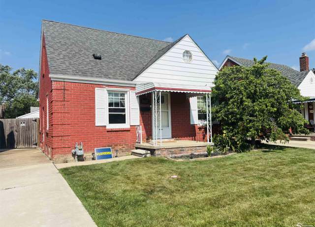 Property at 1482 16th St, Wyandotte, MI 48192, 3 beds, 1 bath