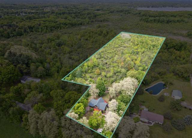 Property at 1750 Fox Rd, Jackson, MI 49201, 5 beds, 3 baths