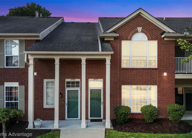 Property at 29532 Nottingham Ct, Livonia, MI 48152, 2 beds, 2 baths