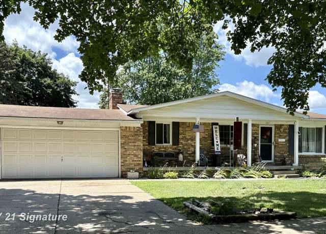 Property at 527 Leland St, Flushing, MI 48433, 3 beds, 1.5 baths