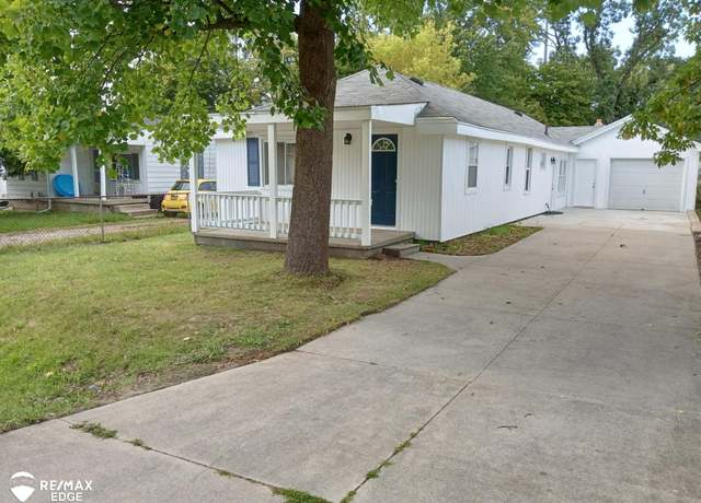 Property at 2073 Webber Ave, Burton, MI 48529, 3 beds, 1 bath