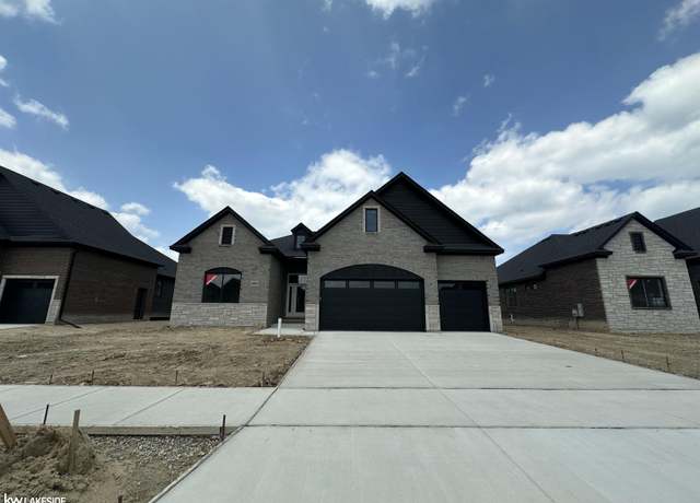 Property at 19307 Springbrook Dr, Macomb, MI 48044, 3 beds, 2.5 baths