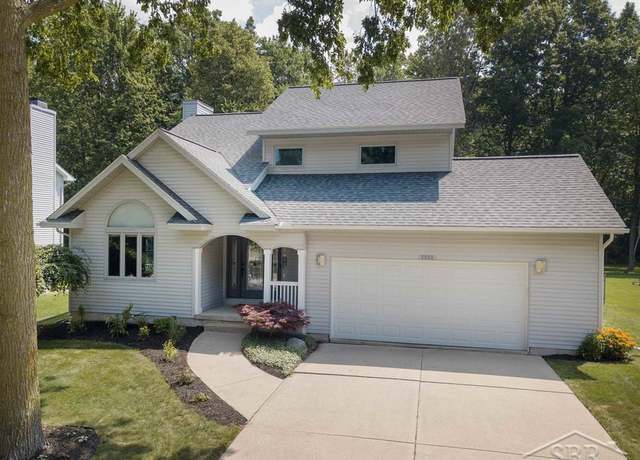 Property at 3804 Collingwood St, Midland, MI 48642, 3 beds, 2.5 baths