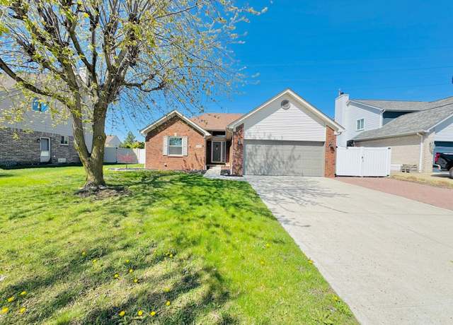 Property at 24520 Foxmoor Blvd, Woodhaven, MI 48183, 3 beds, 3.5 baths