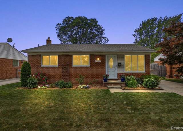 Property at 27829 Osmun St, Madison Heights, MI 48071, 3 beds, 2 baths