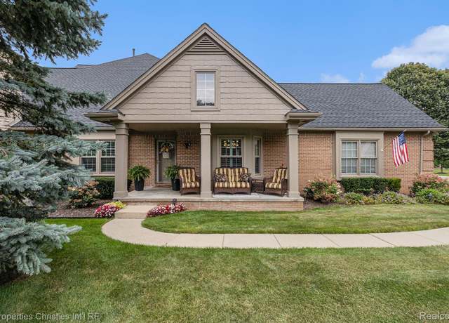 Property at 23331 Sawgrass Ct S, South Lyon, MI 48178, 3 beds, 2.5 baths