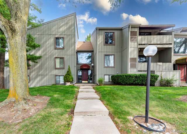 Property at 9601 Bayview Dr #102, Ypsilanti Charter Township, MI 48197, 2 beds, 2 baths