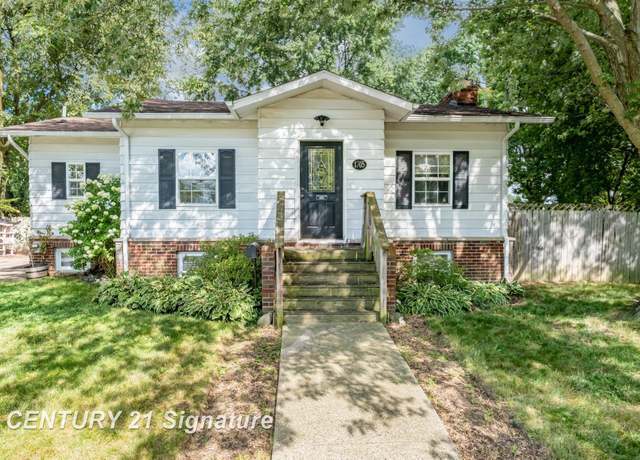 Property at 1705 Stocker Ave, Flint, MI 48503, 2 beds, 1.5 baths