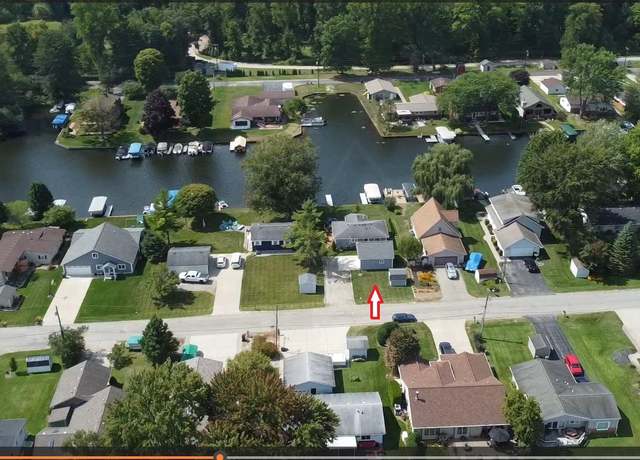 Property at 11124 Colony Rd, Pinckney, MI 48169, 2 beds, 1 bath