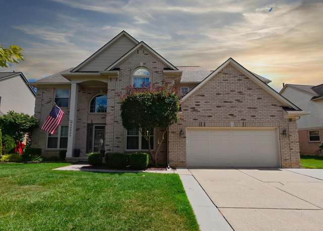 Property at 48866 Brittany Parc Dr, Macomb Township, MI 48044, 4 beds, 2.5 baths