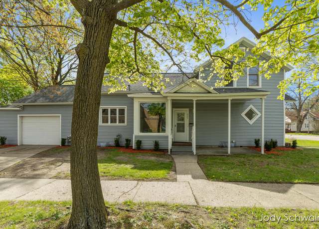 Property at 527 E Apple Ave, Muskegon, MI 49442, 3 beds, 2.5 baths