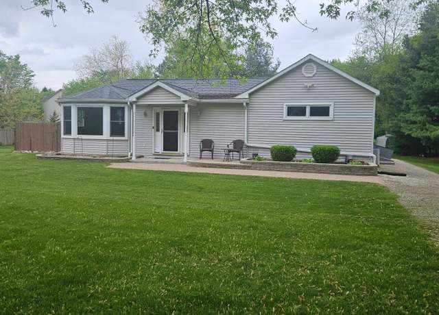 Property at 27905 Haas Rd, Wixom, MI 48393, 3 beds, 2 baths