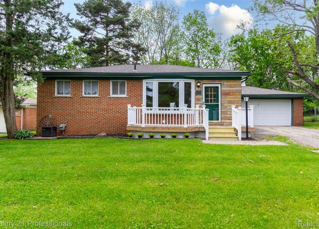 Property at 291 Lorberta Ln, Waterford, MI 48328, 2 beds, 2 baths