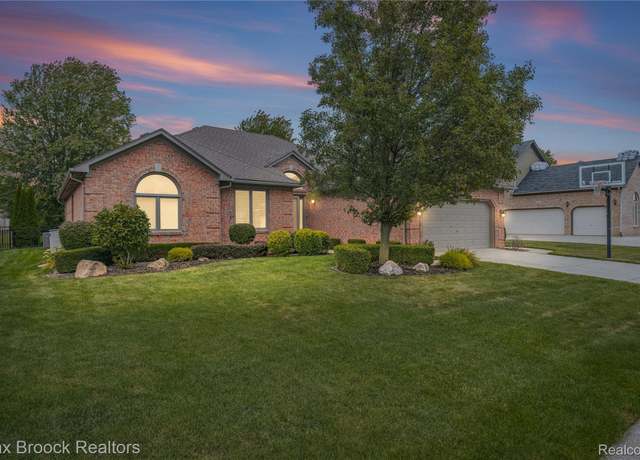 Property at 20313 Alexander Dr, Macomb Township, MI 48044, 4 beds, 3.5 baths