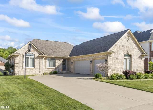Property at 16153 Bishopsgate Dr, Macomb, MI 48044, 3 beds, 2.5 baths