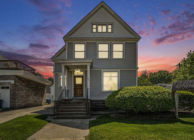 Property at 200 Franklin Ave, Grand Haven, MI 49417, 6 beds