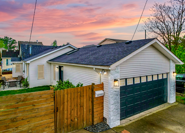 Property at 22432 Maple St, St Clair Shores, MI 48081, 3 beds, 1 bath