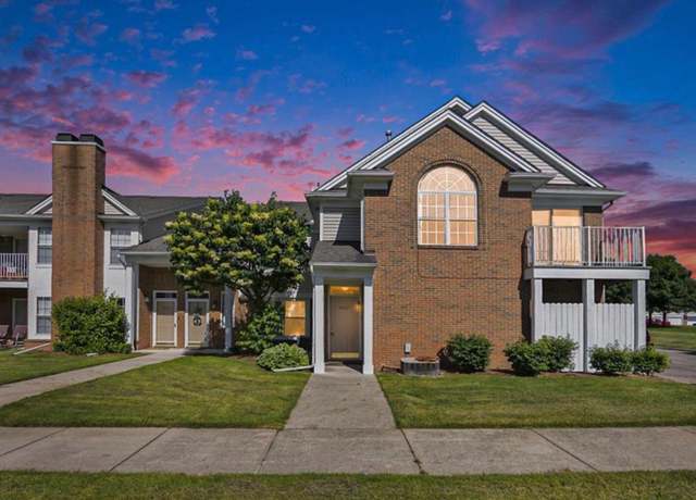 Property at 46265 Cavalier Dr, Macomb, MI 48044, 2 beds, 2 baths