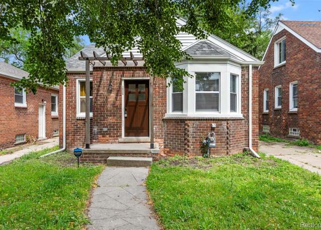 Property at 16226 Santa Rosa Dr, Detroit, MI 48221, 2 beds, 1 bath