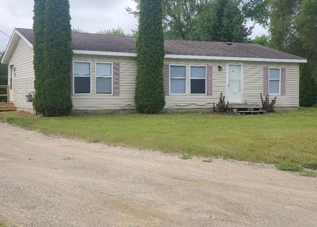 Property at 5819 Indian Ln, Weidman, MI 48893, 3 beds, 2 baths