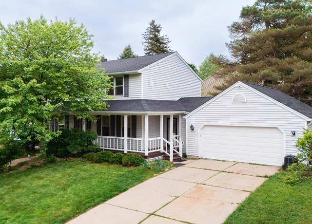 Property at 1755 Country View Dr, Okemos, MI 48864, 4 beds, 3.5 baths