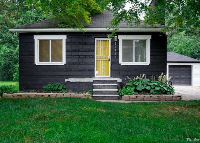 Property at 21380 W 9 Mile Rd, Southfield, MI 48075, 3 beds, 2 baths