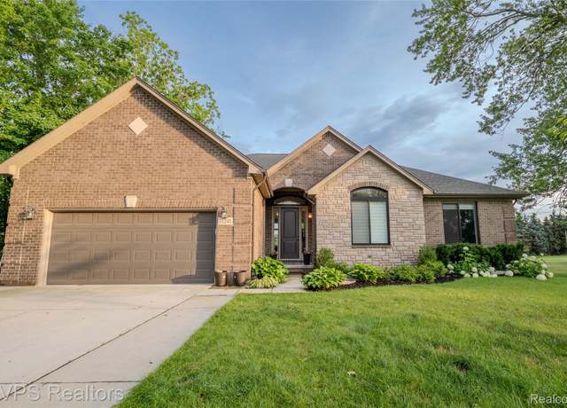 Property at 11240 29 Mile Rd, Washington Township, MI 48094, 3 beds, 2.5 baths