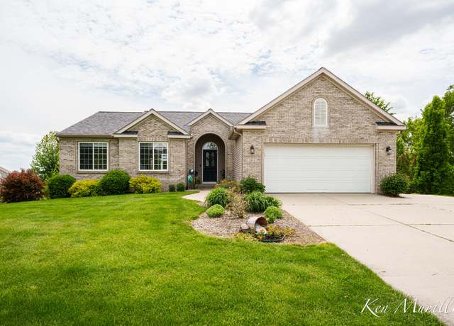 Property at 3415 Jamieson Dr, Hudsonville, MI 49426, 4 beds, 3 baths