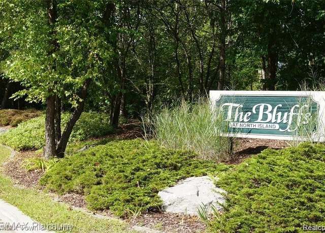 Property at 9036 N Island Dr, Flushing, MI 48433