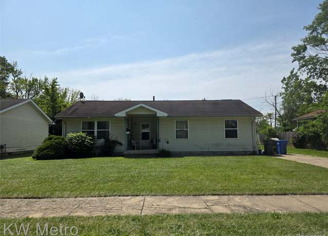 Property at 29827 Oakwood St, Inkster, MI 48141, 4 beds, 1 bath