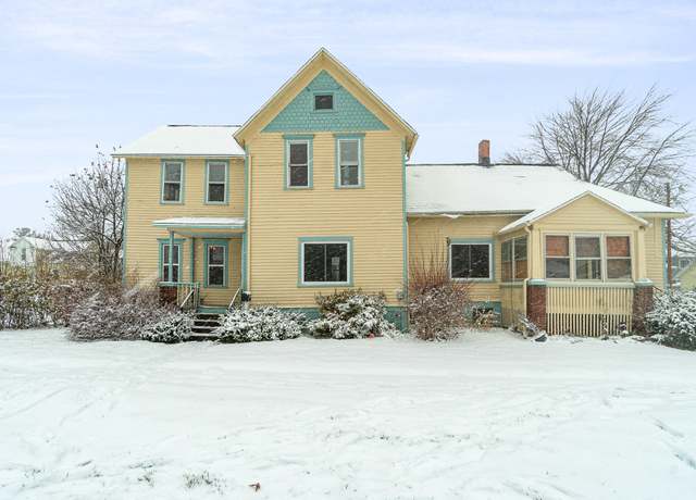 Property at 921 S Jackson St, Bay City, MI 48708, 4 beds, 2 baths