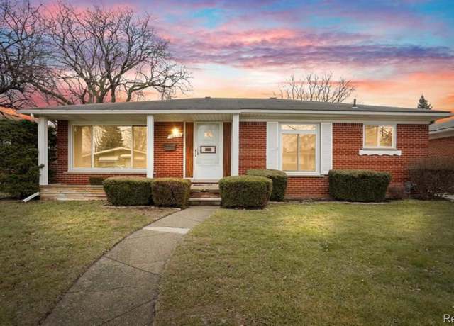 Property at 28876 Palm Beach Dr, Warren, MI 48093, 3 beds, 1.5 baths