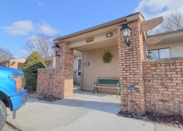 Property at 25635 Lexington #3, South Lyon, MI 48178, 3 beds, 2 baths