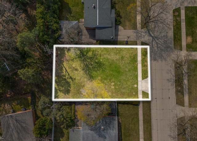 Property at 15201 Marlow St, Oak Park, MI 48237, 3 beds, 1 bath