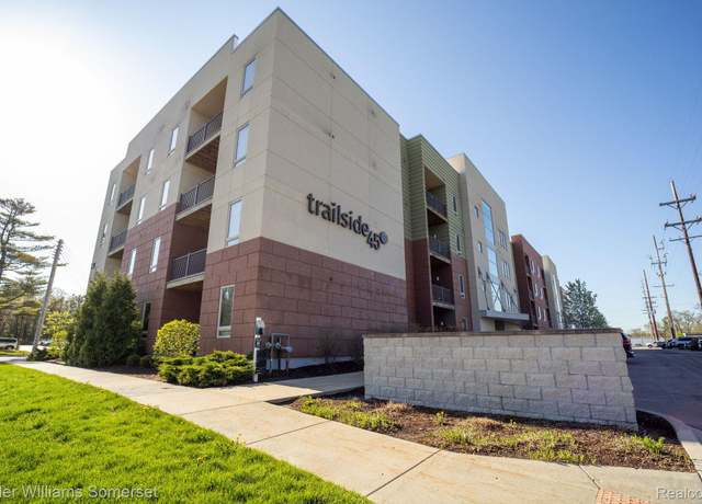 Property at 630 S Garfield Ave #107, Traverse City, MI 49686, 1 bed, 1 bath