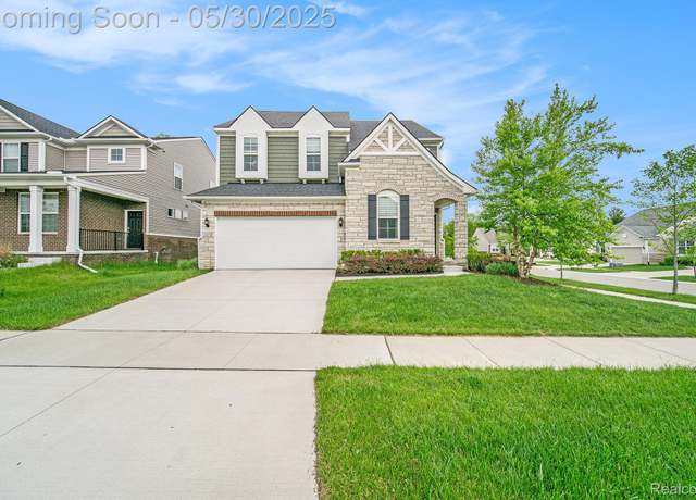 Property at 2979 Havre St, Ann Arbor, MI 48105, 4 beds, 2.5 baths