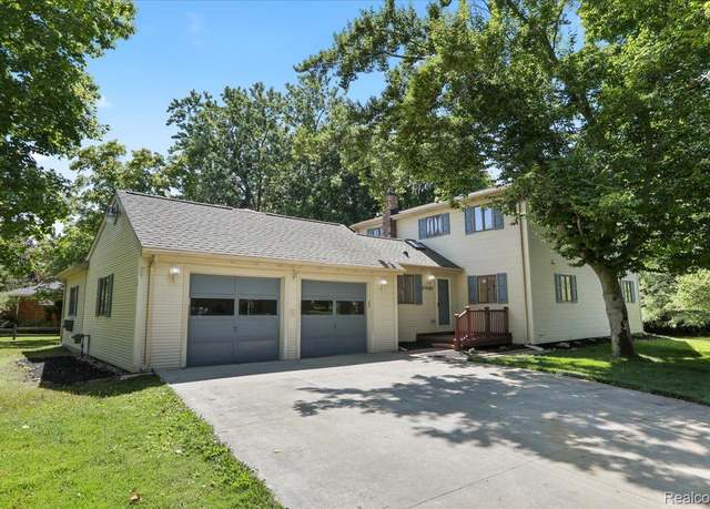 Property at 47043 Curtis Rd, Northville, MI 48168, 3 beds, 3.5 baths