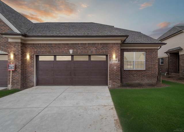 Property at 21168 Lilac Ln, Clinton Township, MI 48036, 3 beds, 3 baths