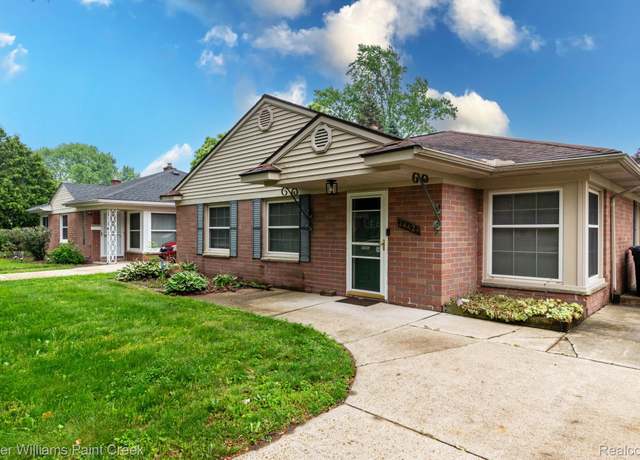 Property at 28429 N Clements Cir, Livonia, MI 48150, 3 beds, 1 bath
