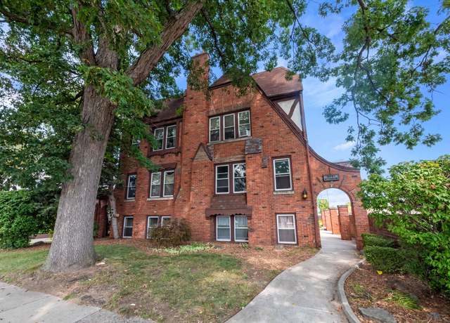 Property at 226 Withington St, Ferndale, MI 48220, 13 beds, 10 baths