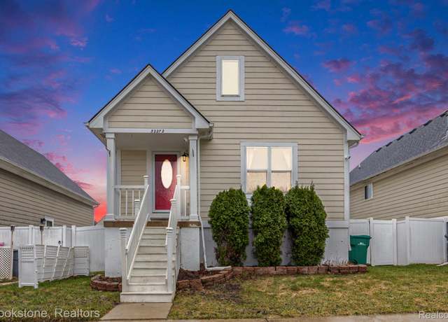 Property at 32272 Haverhill St, New Haven, MI 48048, 4 beds, 2.5 baths