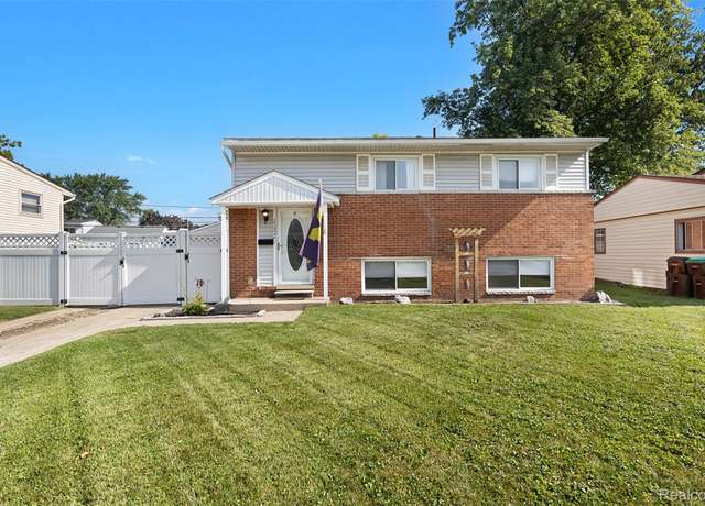 Property at 23452 Astrid Ln, Rockwood, MI 48173, 3 beds, 1 bath